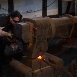 Aufschlag im Halbachhammer