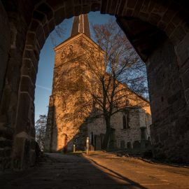 Dorfkirche Bochum-Stiepel – Grüße aus dem 12. Jahrhundert!