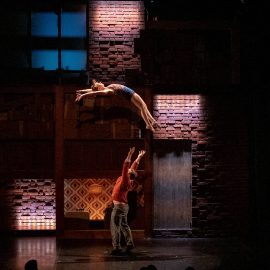 Fragile Akrobatik trifft auf starke Komik – Bang Bang im GOP Varieté Essen Fragile Akrobatik trifft auf starke Komik – Bang Bang im GOP Varieté Essen