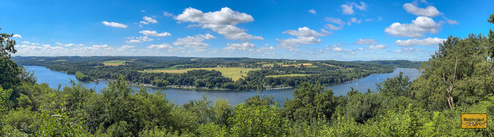 Panorama-Blick über den Baldeneysee